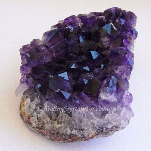 Amethyst: Magical Powers and Spiritual Meaning